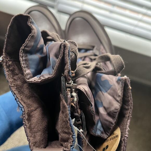 NEW Steve Madden Pieper Boots Women's 6.5 Camo Chunky Platform Water Resistant - Picture 13 of 13